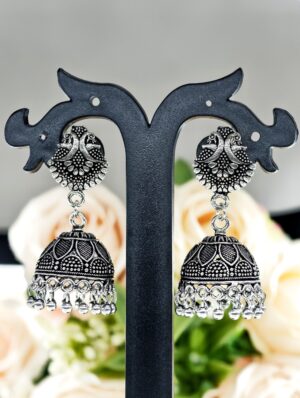 Black metal - Gimiki Stud