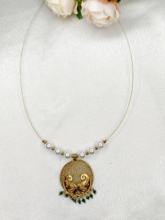 IMG_20251012_210927 Invisible chain with pearl - Large Round pendant