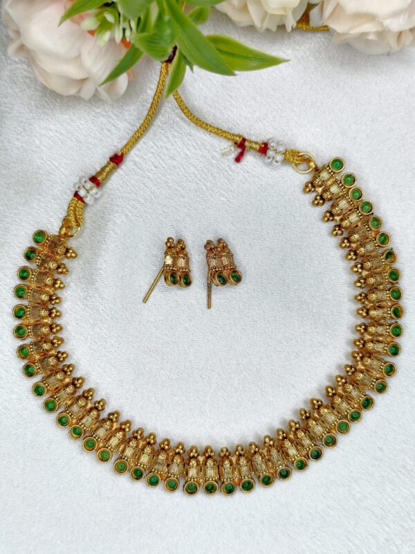 Green Stone Necklace with earrings