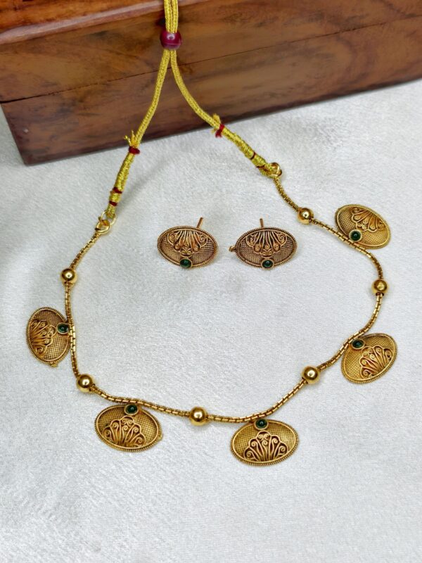 Traditional simple Necklace -  With Earrings